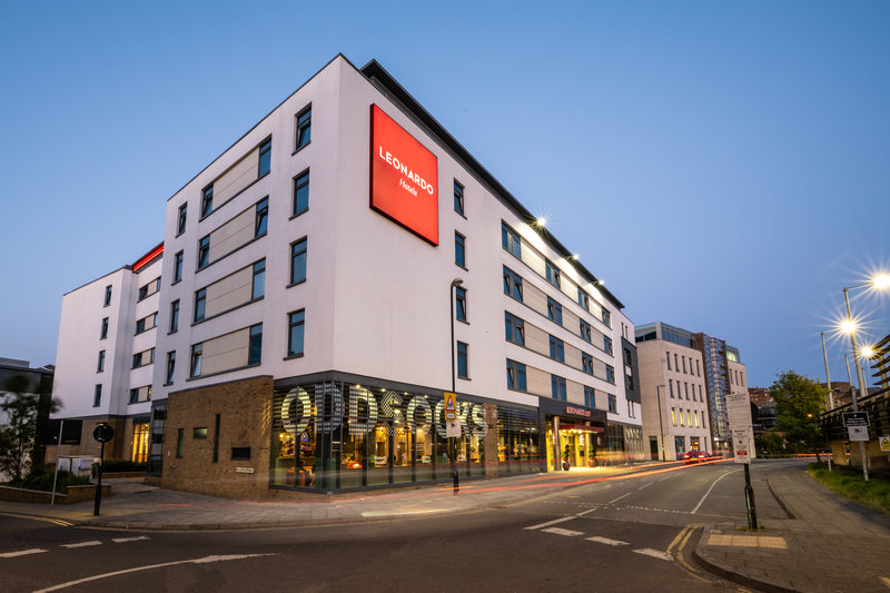 leonardo hotel brighton