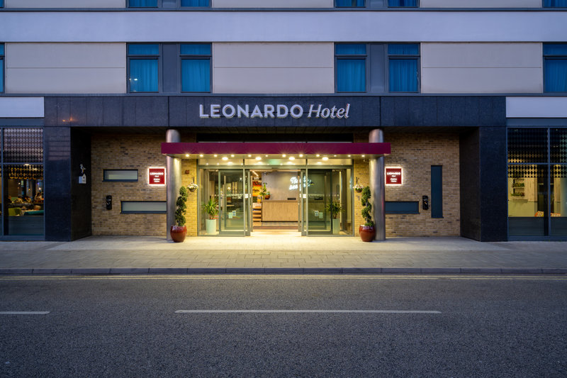 leonardo hotel brighton