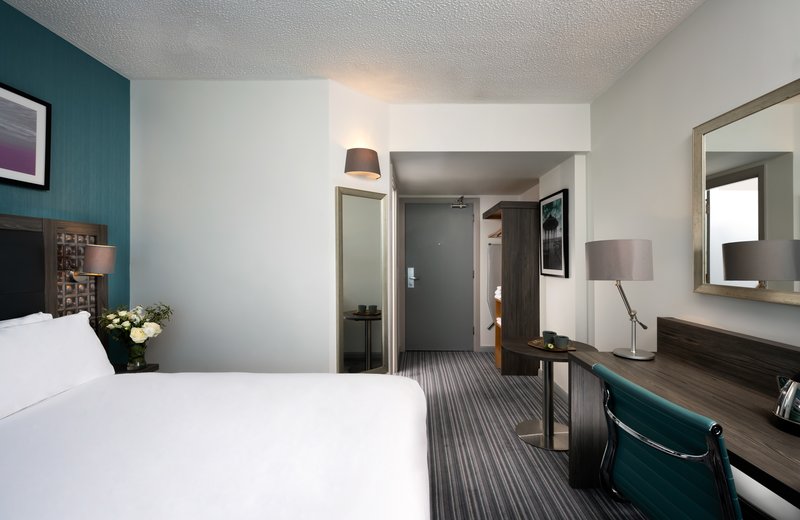 leonardo hotel brighton