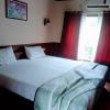 johnsons homestay ecohouseboat