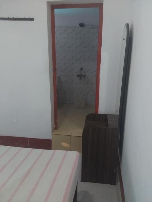 johnsons homestay ecohouseboat
