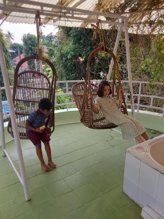 johnsons homestay ecohouseboat
