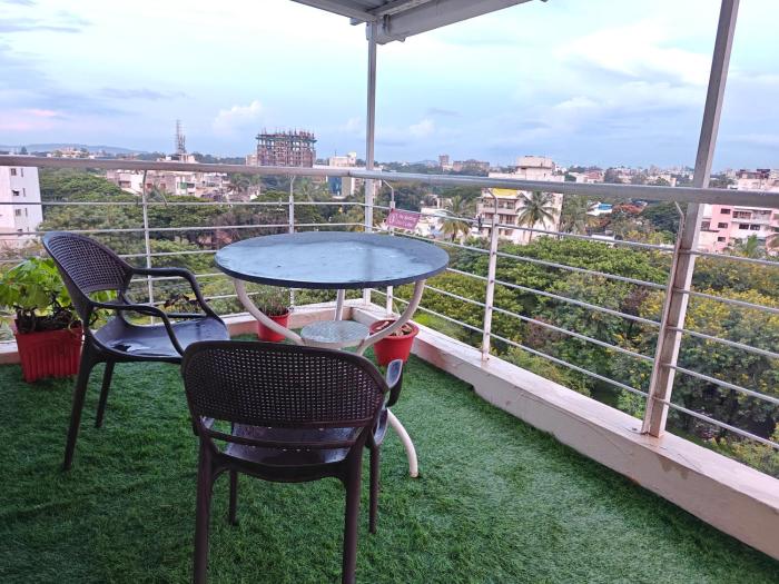 chandralok service apartments