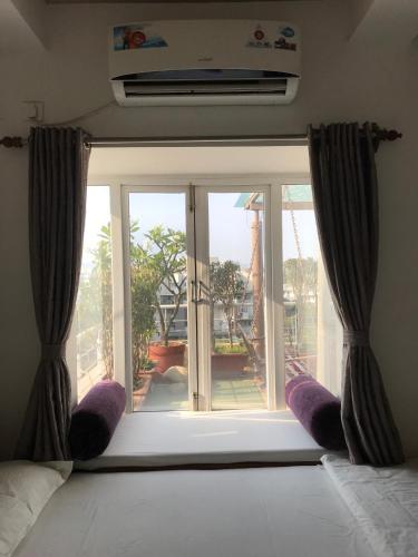 chandralok service apartments