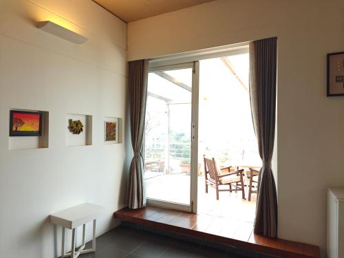 chandralok service apartments