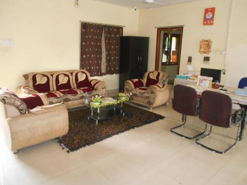 Wekare Guest House,Puri>>Bhubaneshwar,3 star