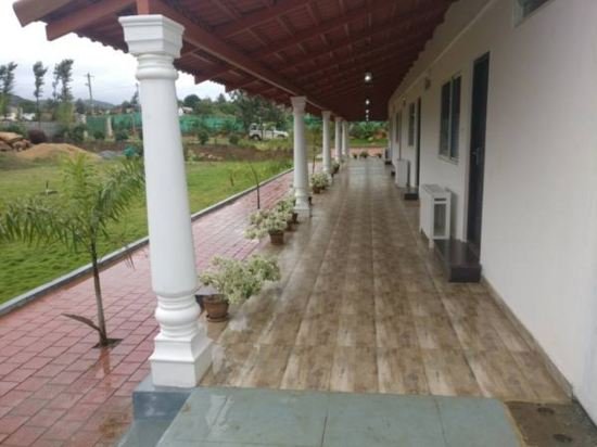 bougain villea homestay
