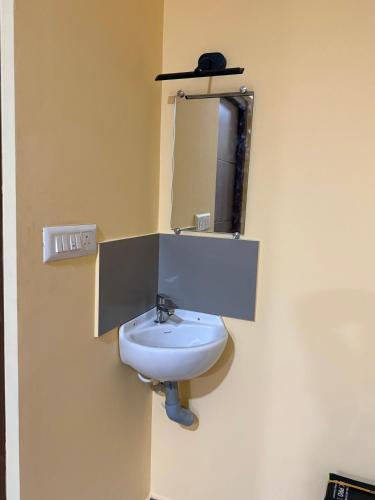 chidambaram spiritual stay