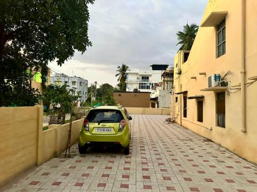 chidambaram spiritual stay