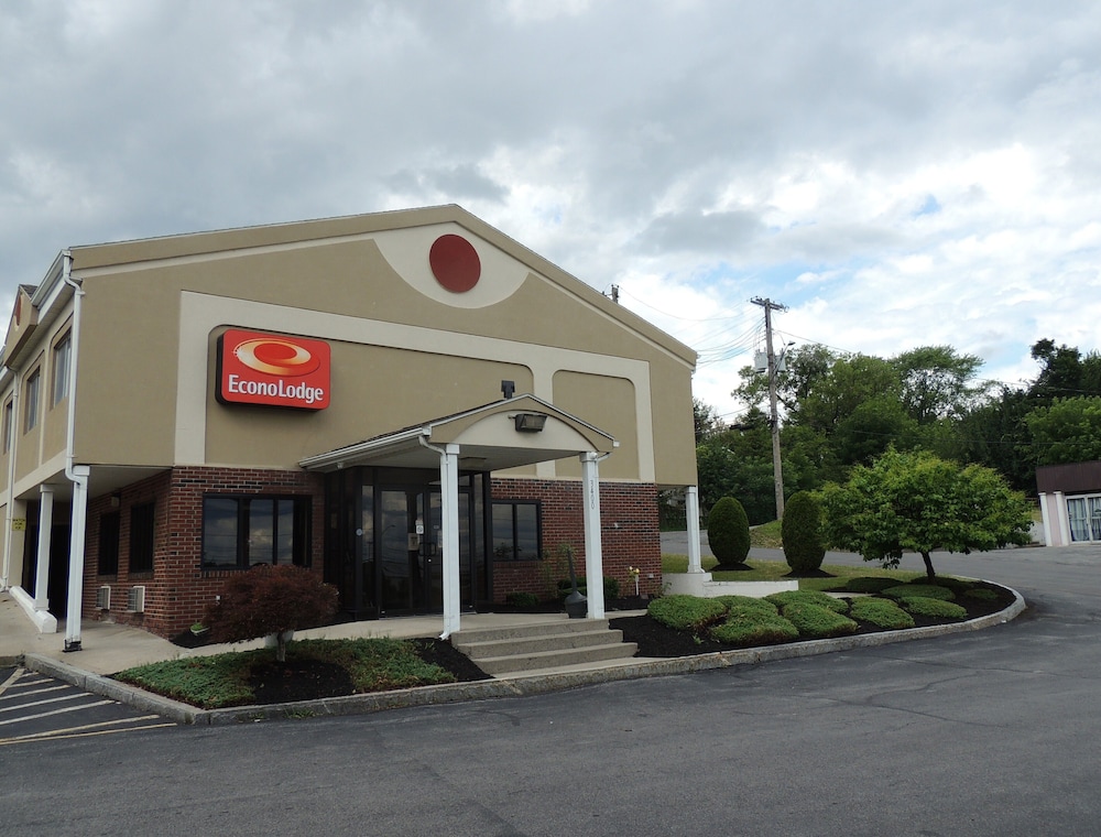 econo lodge dewitt i 90