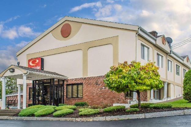 econo lodge dewitt i 90