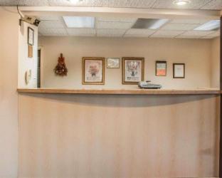 econo lodge dewitt i 90