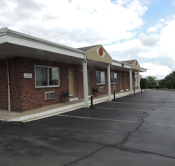 econo lodge dewitt i 90