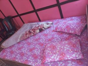 vamoosetrail reshi river cottage