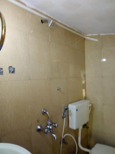 shiva shanti guest house