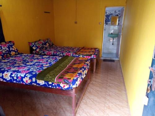 shiva shanti guest house