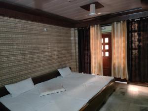 shubhadra guest house