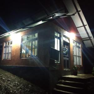 vamoose orange valley sittong