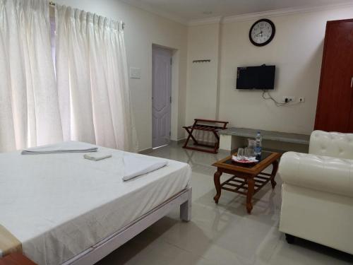 Kings Park Resort,Puducherry>>Pondicherry,3 star