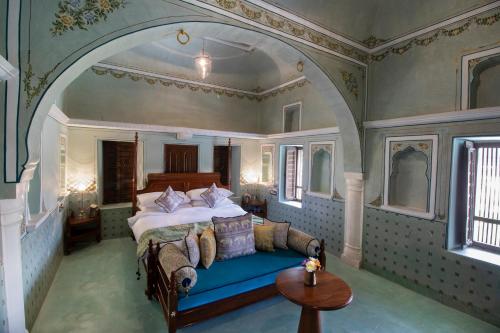 blusalz vintage harlalka haveli