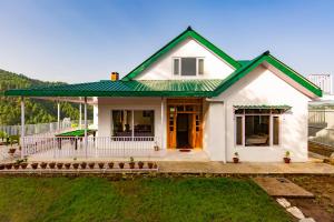 zostel homes theog shimla