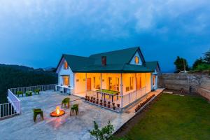 zostel homes theog shimla