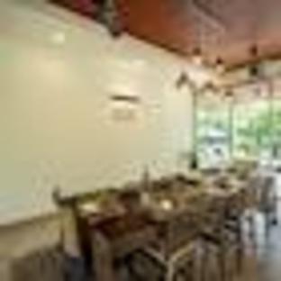 ama stays and trails sherlys ente kumbalanghi kochi