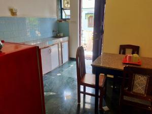 villa alexmarie guest house