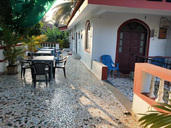 villa alexmarie guest house