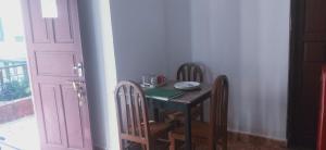 villa alexmarie guest house