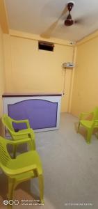 mayur paying guest house