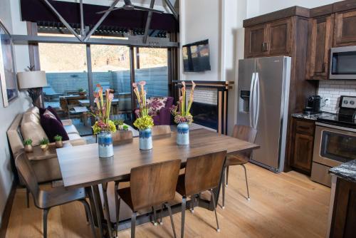 cable mountain lodge