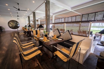 the blue water bawa heritage city resort hotel