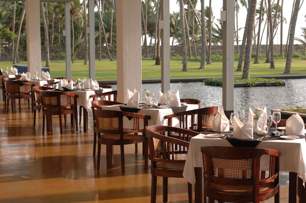 the blue water bawa heritage city resort hotel