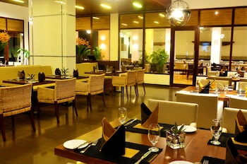 the blue water bawa heritage city resort hotel