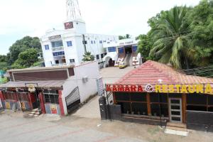 hotel dream world boarding and lodging