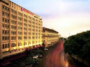 Ramada By Wyndham Colombo,Nuwara Eliya>>Colombo,4 star