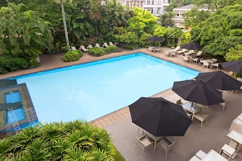 Ramada By Wyndham Colombo,Nuwara Eliya>>Colombo,4 star
