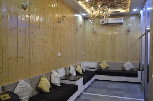 Hotel Amer Classic,Jaipur>>Amer,3 star