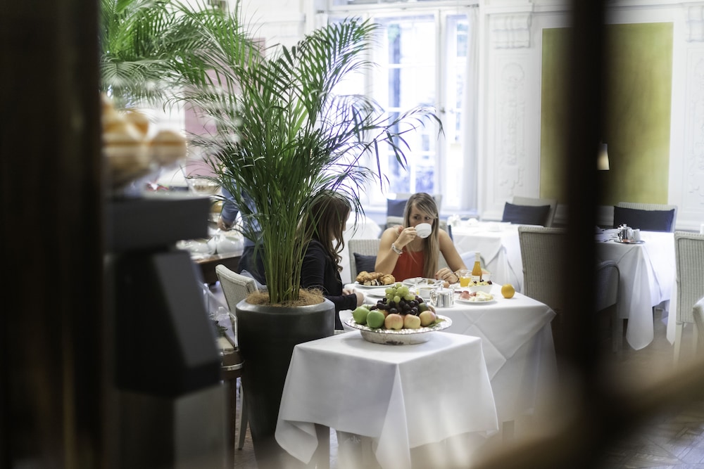 parkhotel laurin