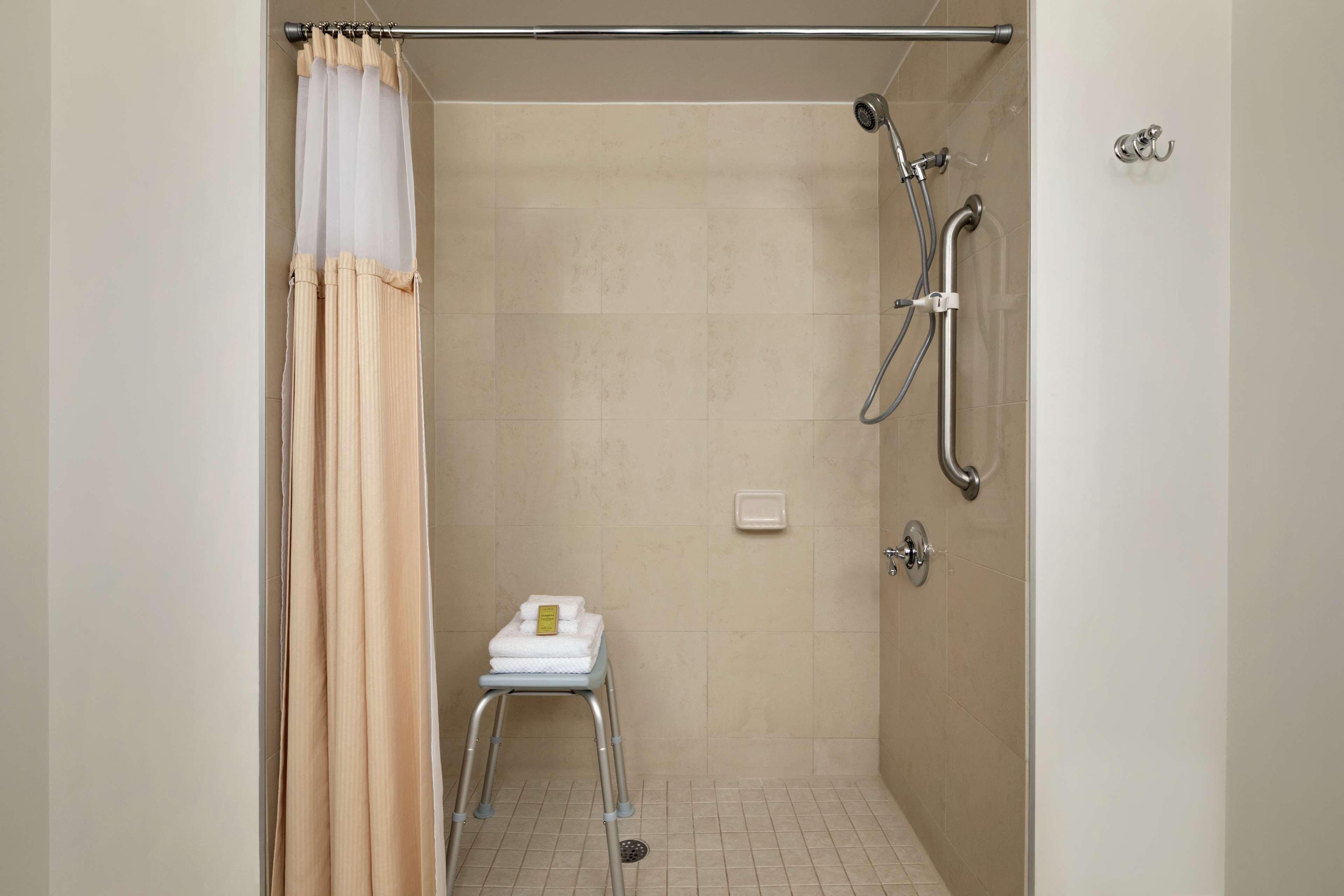 doubletree by hilton south charlotte tyvola