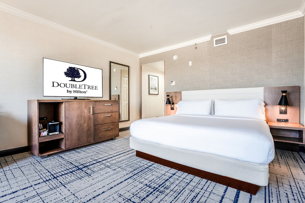 doubletree by hilton south charlotte tyvola