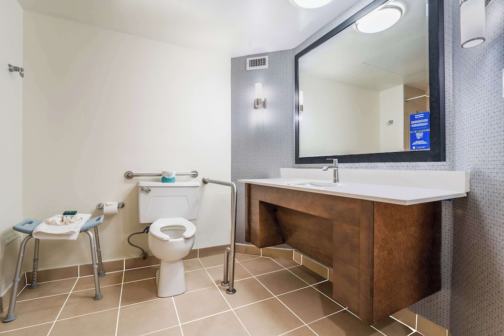 doubletree by hilton south charlotte tyvola