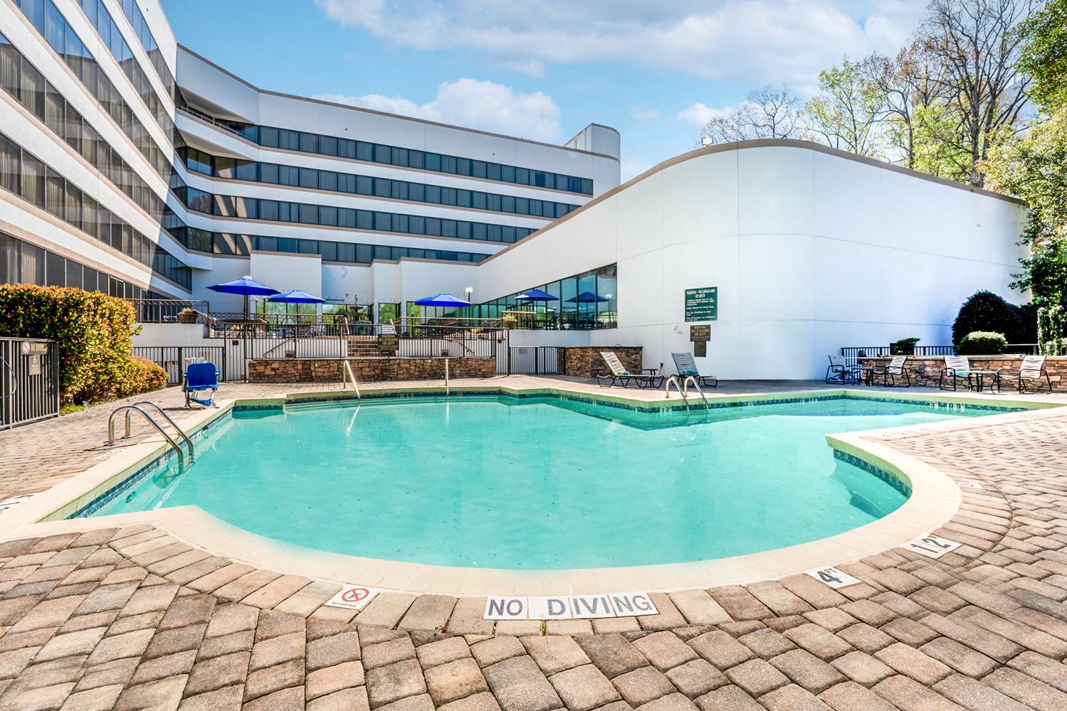doubletree by hilton south charlotte tyvola