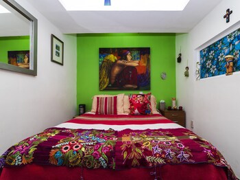 casa itzae bandb lincoln park