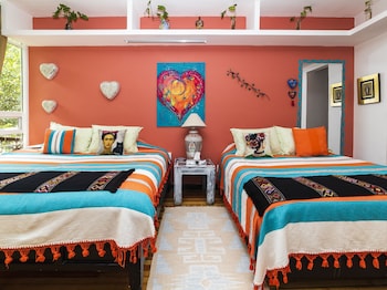 casa itzae bandb lincoln park