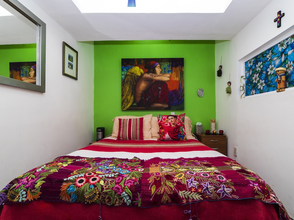 casa itzae bandb lincoln park