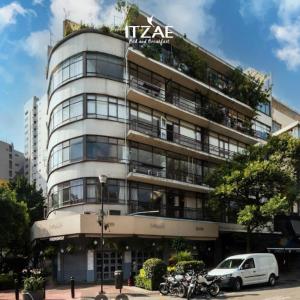 casa itzae bandb lincoln park