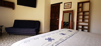 hotel ocho barrios
