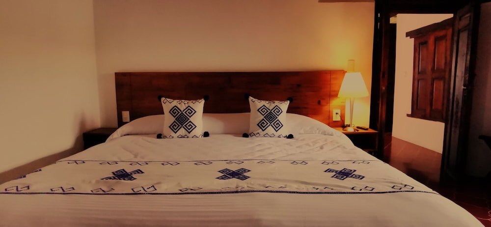 hotel ocho barrios